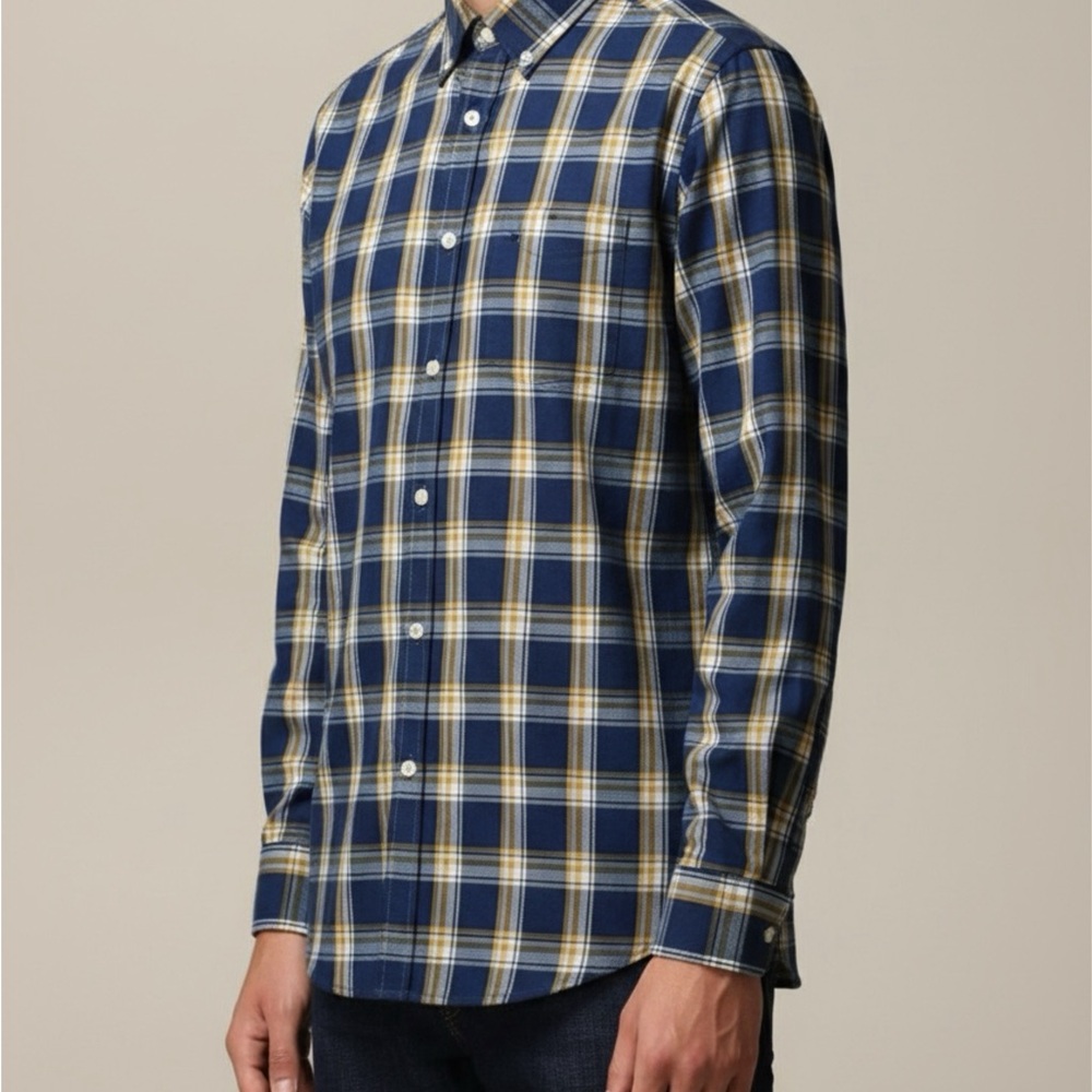 J.Crew Men’s Plaid Button-Down Shirt – NWT
Size: XL
